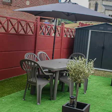 Ferienhaus Sous Le Clocher - Maison Campagne Chic, Jardin, Proche Lens