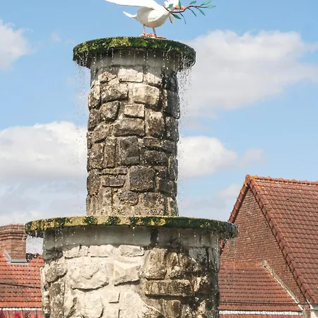 Ferienhaus Sous Le Clocher - Maison Campagne Chic, Jardin, Proche Lens *